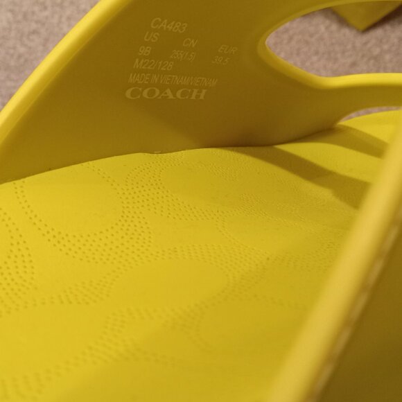 Coach Matching Bundle Set - Picture 3 of 8